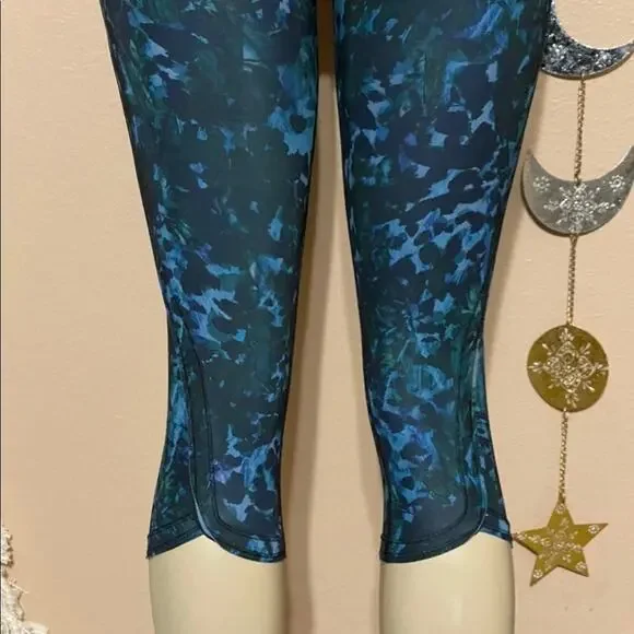 Lululemon leggings - Picture 7 of 9